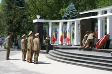 FOTO: Ziua Eroilor la Mausoleul Eroilor din Cimitirul Ghencea Militar